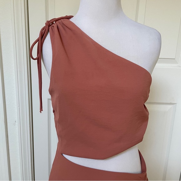 Zara Asymmetric Ruched Marsala Midi Dress Size - Picture 2 of 8